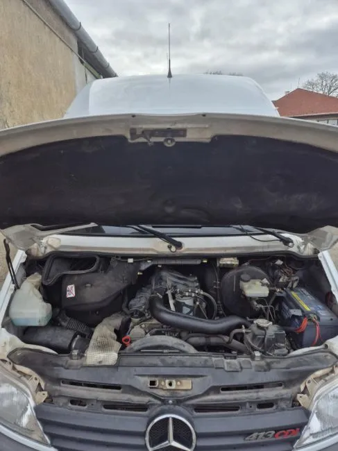 Mercedes-Benz Sprinter 413 4X4 Image 7